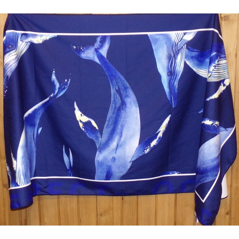 Oxyde whale beach towel